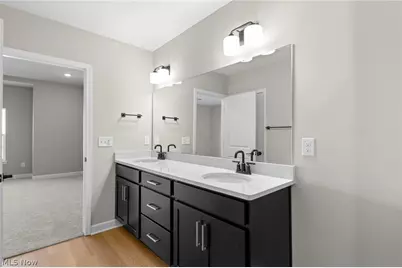 453 Harbor Lane, Lorain, OH 44052 - Photo 30