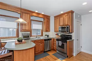 923 Cambridge Rd, Cleveland Heights, OH 44121 - Photo 10