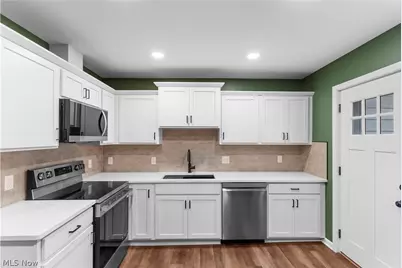 517 Ophelia Street, Newton Falls, OH 44444 - Photo 4