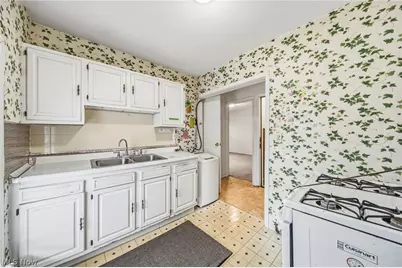 3202 Whitman Avenue, Loveland, OH 44113 - Photo 14