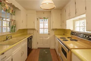 321 19th St NW, Canton, OH 44709 - Photo 12