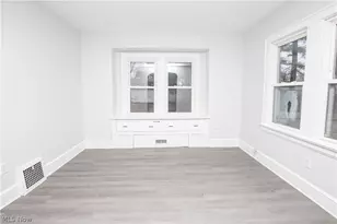 2462 Edwin Ave, Akron, OH 44314 - Photo 6