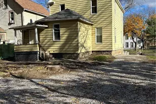 212 Gale St, Akron, OH 44302 - Photo 2