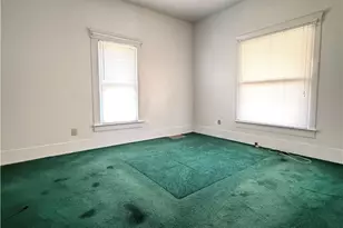 54 Spring St, Struthers, OH 44471 - Photo 8