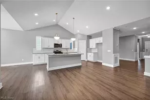 8896 Firethorne Dr, Columbia Station, OH 44028 - Photo 10