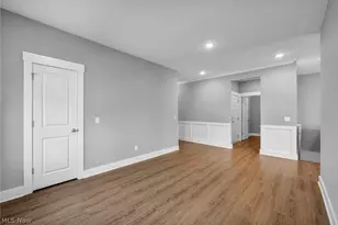 8896 Firethorne Dr, Columbia Station, OH 44028 - Photo 4