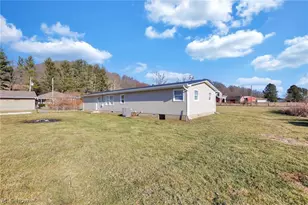20595 Happy Hollow Rd, Laurelville, OH 43135 - Photo 22