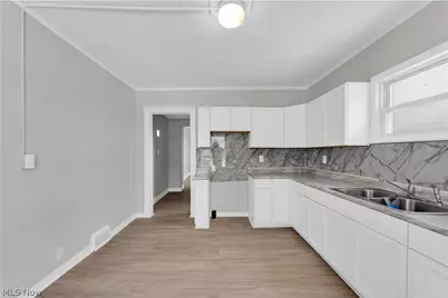 3877 W 31st Street, Loveland, OH 44109 - Photo 8