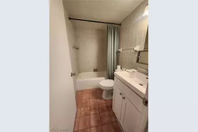 1367 Elmwood Avenue SW, North Canton, OH 44720 - Photo 6