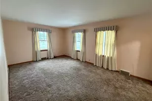 2229 Schneider St NW, North Canton, OH 44720 - Photo 2