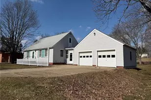 2229 Schneider St NW, North Canton, OH 44720 - Photo 38