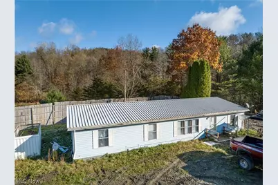 4050 Tall Timber Road NE, Mineral City, OH 44656 - Photo 1