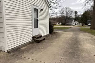 1550 Chapman Dr, Akron, OH 44305 - Photo 4