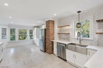 23052 Mastick Road, North Olmsted, OH 44070 - Photo 18