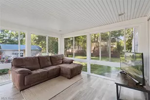 23052 Mastick Rd, North Olmsted, OH 44070 - Photo 22