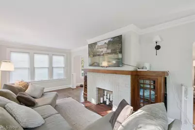 23052 Mastick Road, North Olmsted, OH 44070 - Photo 12