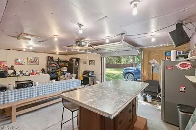 23052 Mastick Road, North Olmsted, OH 44070 - Photo 38