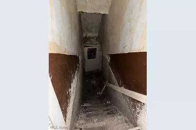 14201 Miles Avenue, Loveland, OH 44128 - Photo 8