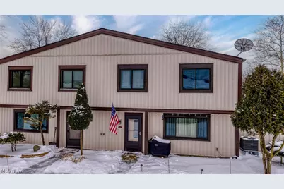 11686 Clubhouse Drive, North Royalton, OH 44133 - Photo 2