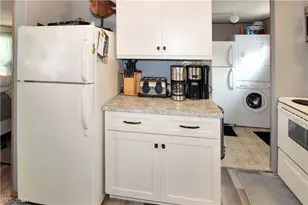 1660 N Compass Ave, Port Clinton, OH 43452 - Photo 10