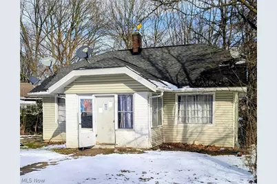 1575 Overlook Drive, Akron, OH 44314 - Photo 1