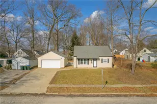 1111 Center Ave, Cuyahoga Falls, OH 44221 - Photo 28