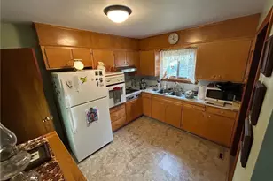 1814 Saltwell Rd, Dover, OH 44622 - Photo 2