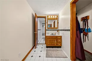 1425 Lake (Sr 531) Rd, Conneaut, OH 44030 - Photo 28