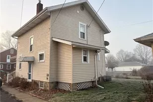 315 E 10th St, Dover, OH 44622 - Photo 22