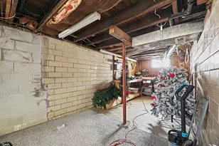 2420 Beechwood Ave NE, Alliance, OH 44601 - Photo 30