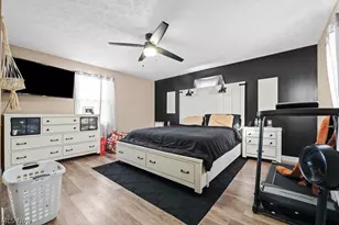 2420 Beechwood Ave NE, Alliance, OH 44601 - Photo 22