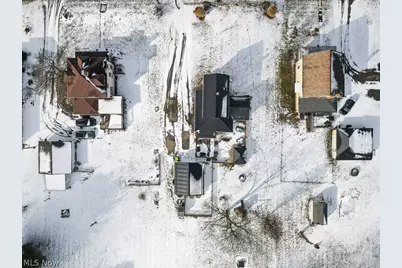 2420 Beechwood Avenue NE, Alliance, OH 44601 - Photo 42