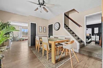 2420 Beechwood Avenue NE, Alliance, OH 44601 - Photo 14