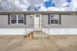 378 Pin Oak, Elyria, OH 44035 - Photo 6