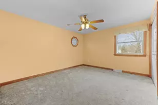 2761 Crompton St NE, Canton, OH 44721 - Photo 18