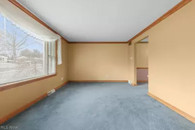 2761 Crompton N.E., Canton, OH 44721 - Photo 16