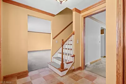 2761 Crompton N.E., Canton, OH 44721 - Photo 2