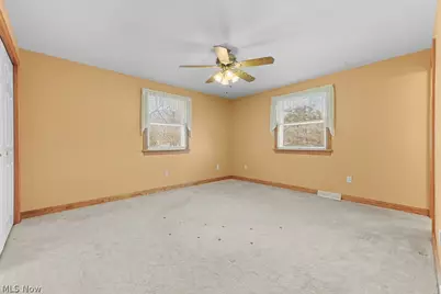 2761 Crompton N.E., Canton, OH 44721 - Photo 22