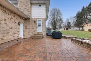 2761 Crompton St NE, Canton, OH 44721 - Photo 46