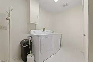 1775 Brookwood Dr, Akron, OH 44313 - Photo 46