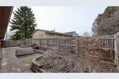 1601 N 13th Street, Cambridge, OH 43725 - Photo 8