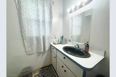 2193 E 35th Street, Loveland, OH 44115 - Photo 20