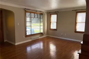 5116 Erwin St, Maple Heights, OH 44137 - Photo 6