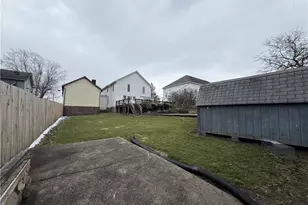 102 High St, Bloomingdale, OH 43910 - Photo 8