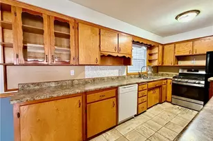 3945 Mill Dr, Zanesville, OH 43701 - Photo 4