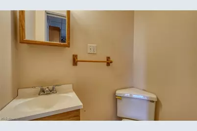 908 N 8th Street, Cambridge, OH 43725 - Photo 10