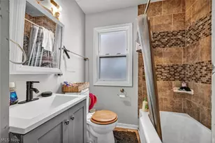 515 E 250th St, Euclid, OH 44132 - Photo 24