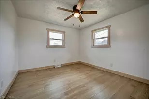 362 Jettie Ave NE, Canton, OH 44730 - Photo 16