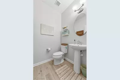 7119 Gauntlet Street SW, Massillon, OH 44646 - Photo 18