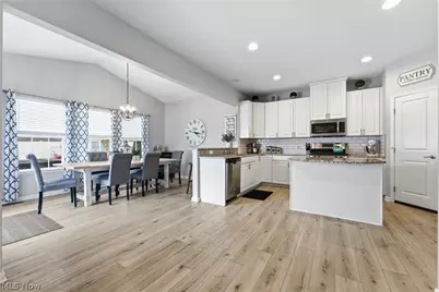 7119 Gauntlet Street SW, Massillon, OH 44646 - Photo 10